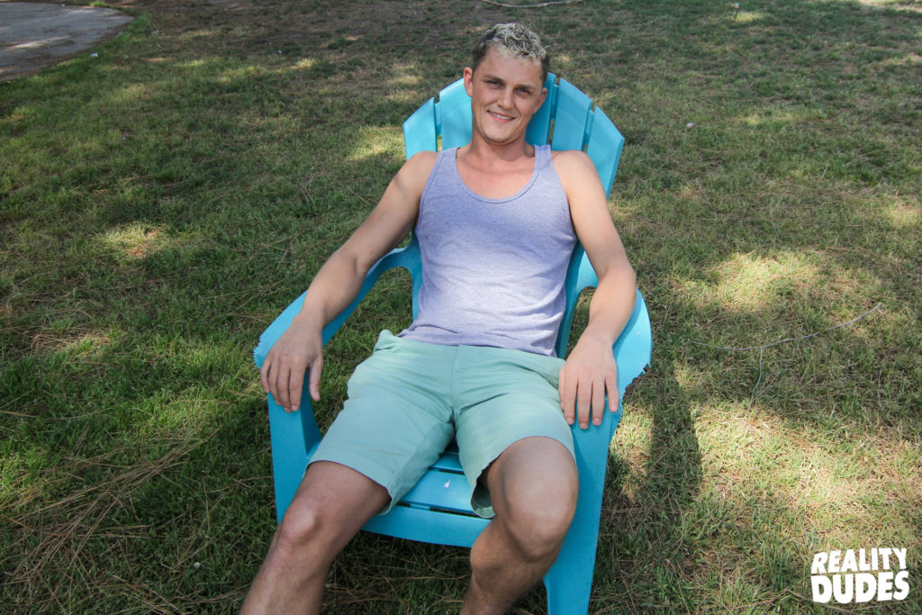 Reality Dudes - Bobby - Str8 Chaser - 1