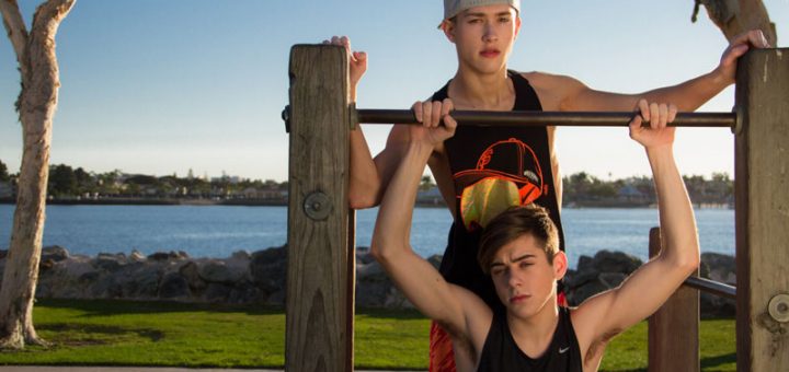 Joey Mills - Sean Ford - Helix Studios - Play Date